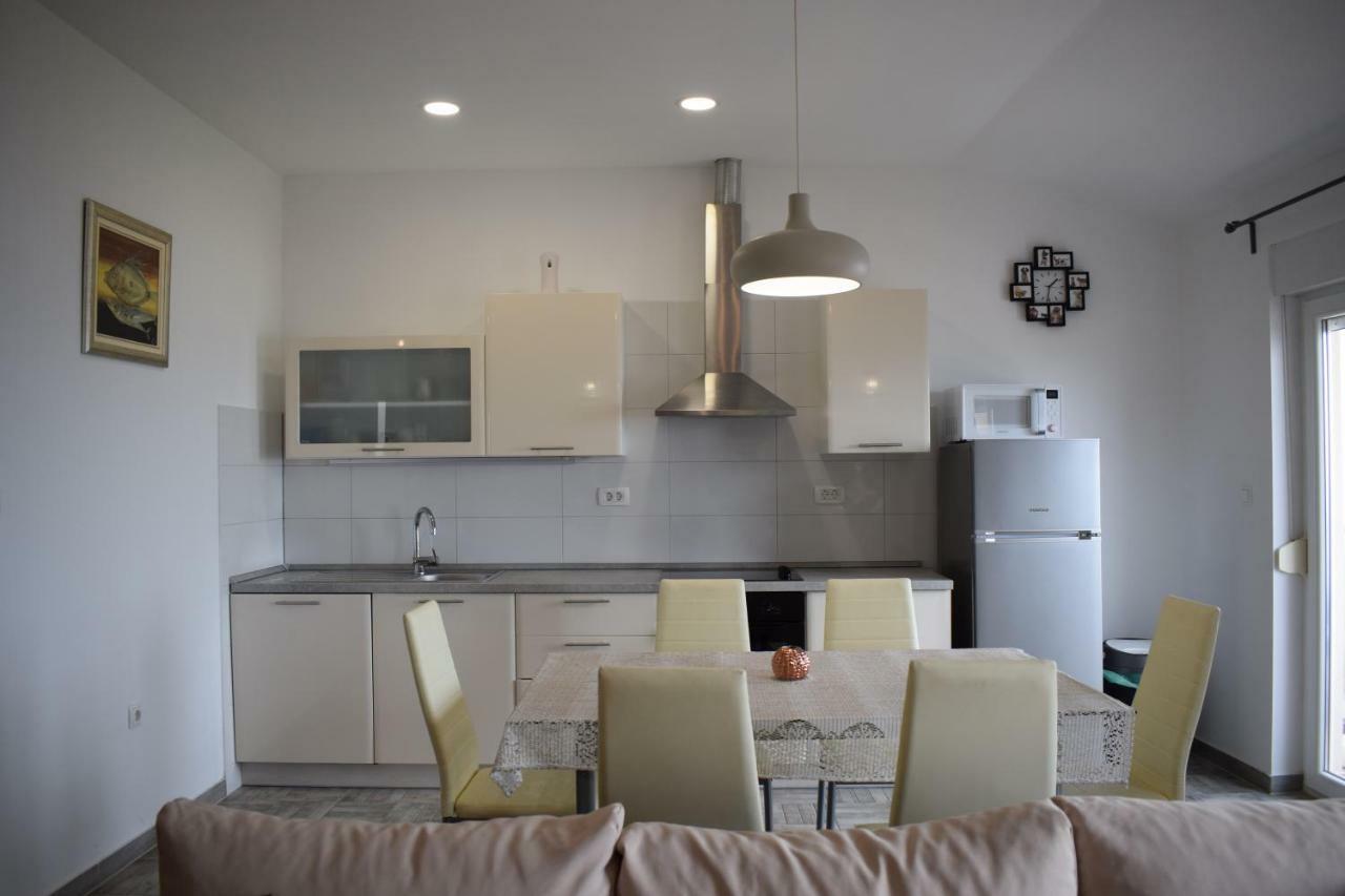 Apartman Dani-Podstrana Daire Dış mekan fotoğraf