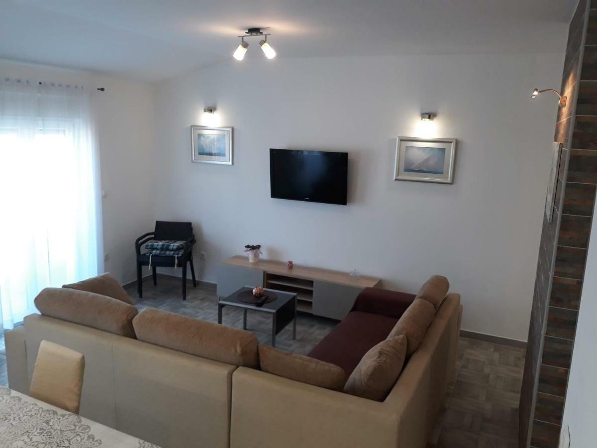 Apartman Dani-Podstrana Daire Dış mekan fotoğraf
