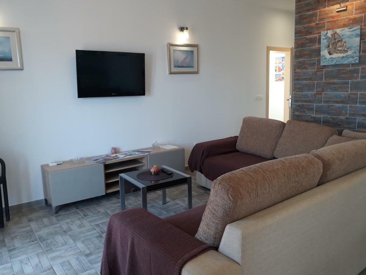 Apartman Dani-Podstrana Daire Dış mekan fotoğraf