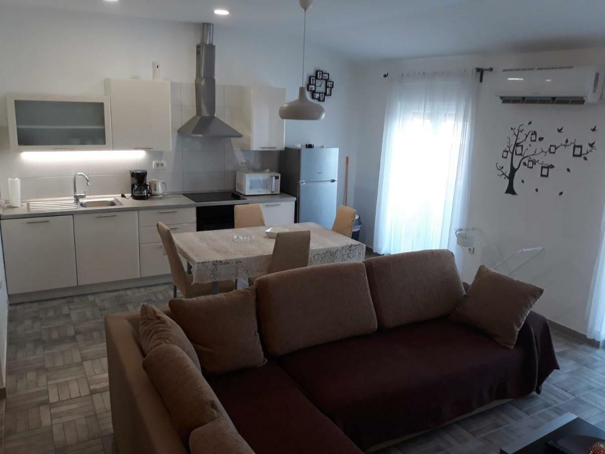 Apartman Dani-Podstrana Daire Dış mekan fotoğraf